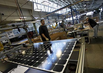 San Jose solar panel company SunPower is the largest tena... Brant Ward / The Chronicle